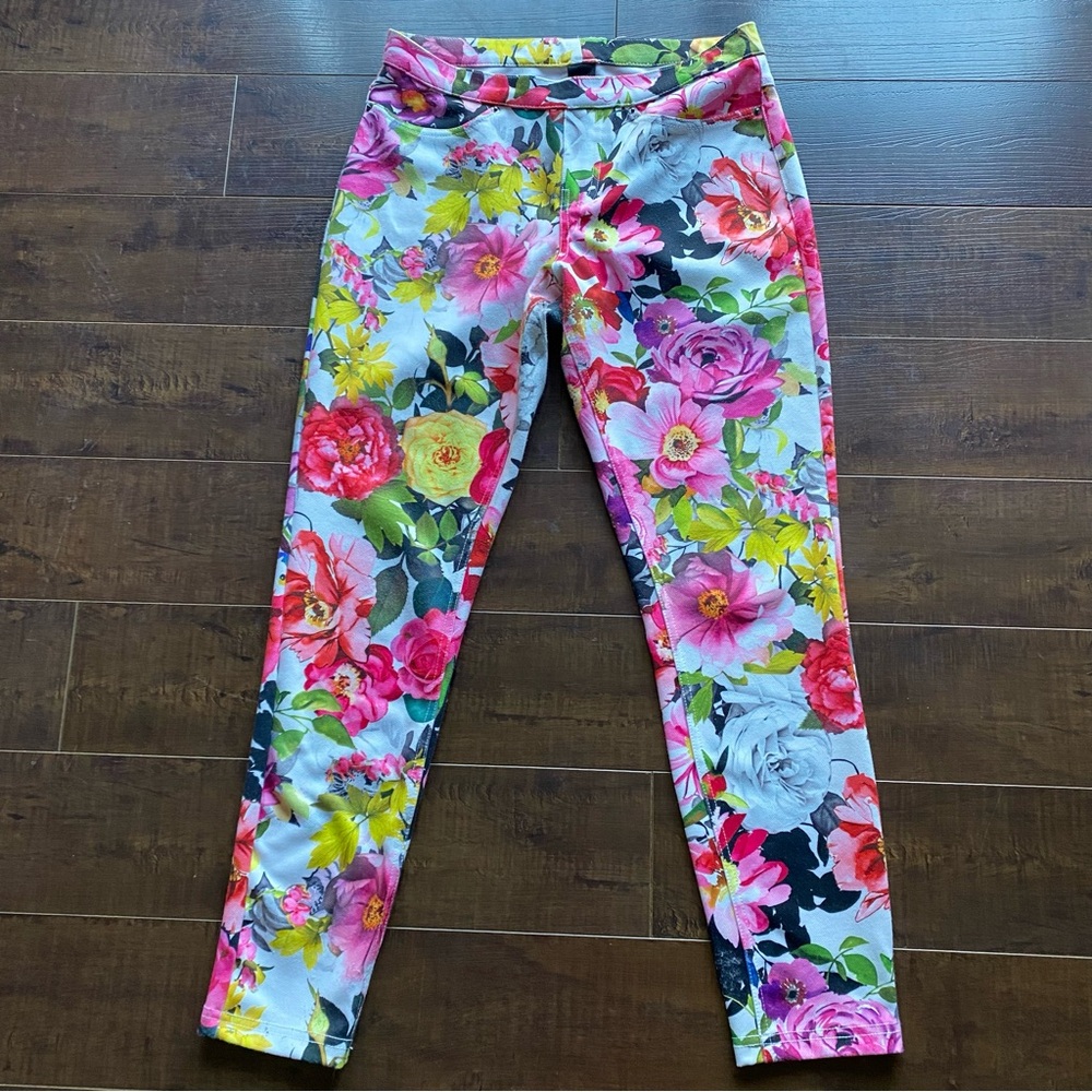 Hue Women's Floral Pants